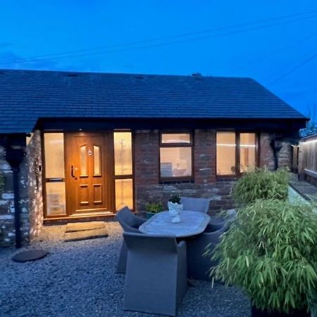 Penburren At Minster Farm West Apartment Hereford Bagian luar foto
