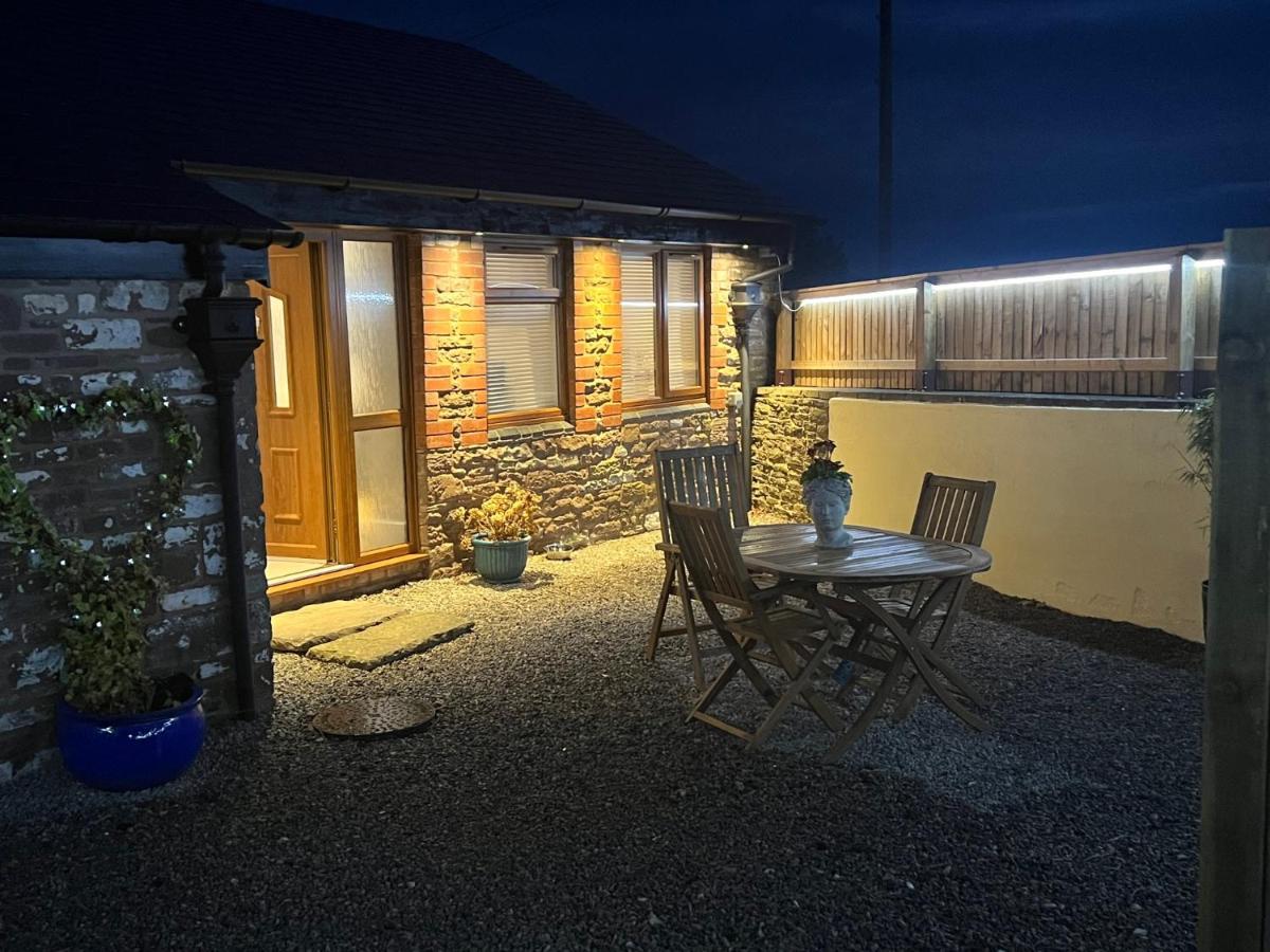 Penburren At Minster Farm West Apartment Hereford Bagian luar foto